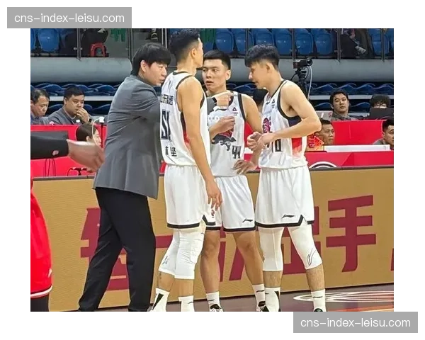 广州龙狮击败山东高速，锁定最后一个季后赛席位